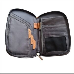 Travelon Canvas Travel Wallet RFID Zip Around Gray brown Slip zip pockets